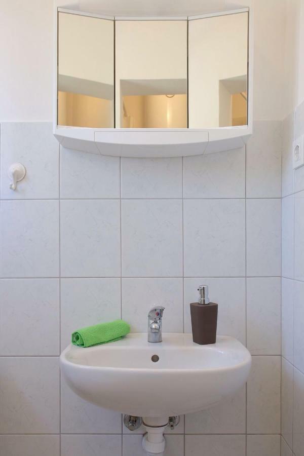 Apartment Josip ซาดาร์ ภายนอก รูปภาพ